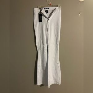 JC & JQ White Flare Pants. Large.